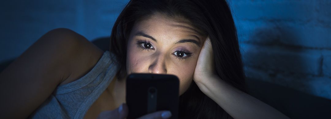 Does Your Smartphone Keep You Awake? Blue Light and Sleep Quality