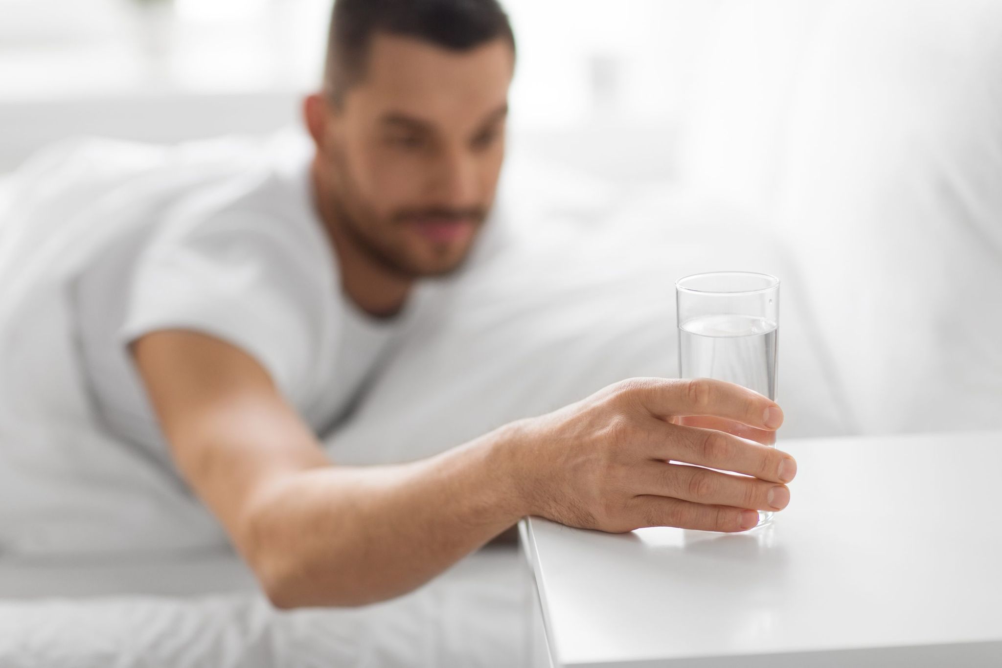Drinking Water Before Bed: Pros, Cons, and Nighttime Hydration Tips