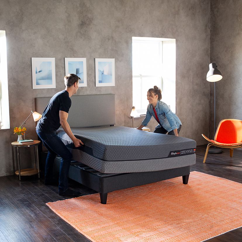 Couple Twisting Layla Hybrid Mattress